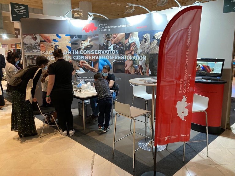 HE-Arc COR tweet media