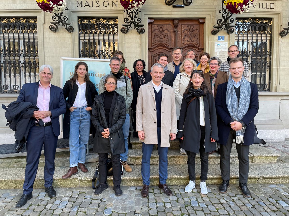 Spannender, vorwärtsgerichteter und gewinnbringender Austausch mit meinen Abteilungsleitenden und meiner/m Generalsekretär/in an der PD-Retraite im wunderschönen Fribourg letzte Woche. Vielen Dank auch an Mirjam Ballmer für die Gastfreundschaft!