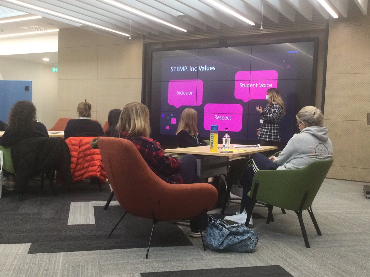 miriambergin's tweet photo. Mentoring via Microsoft…  @MaynoothCSC    …@STEMPInc @MS_eduIRL @RDIhubIreland 5th years from @colmhuirecoed @TipperaryETB https://t.co/m0uLWwT5lV
