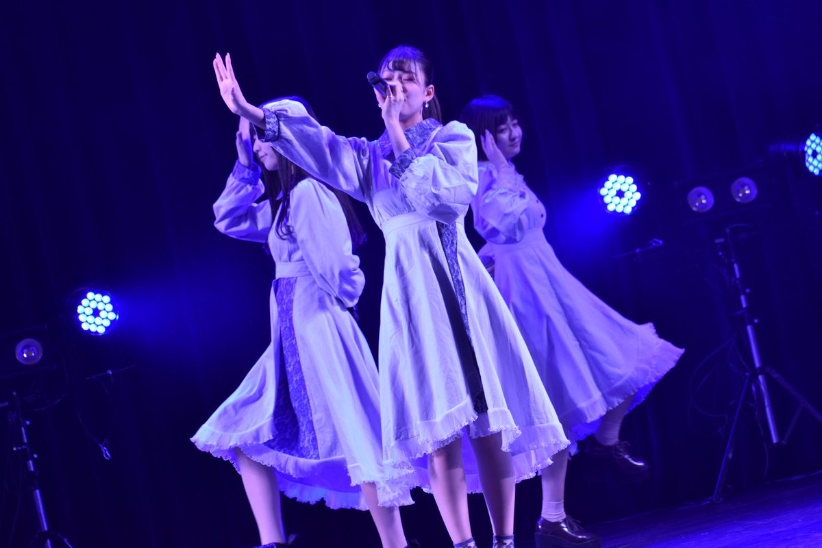 TADOYAN's tweet photo. 2021/11/2 ヒューリックホール東京
#ReverseTokyo
#リバストフォト
#西野冬華
#七瀬蘭
#來栖光伶 https://t.co/BABBPUwToG