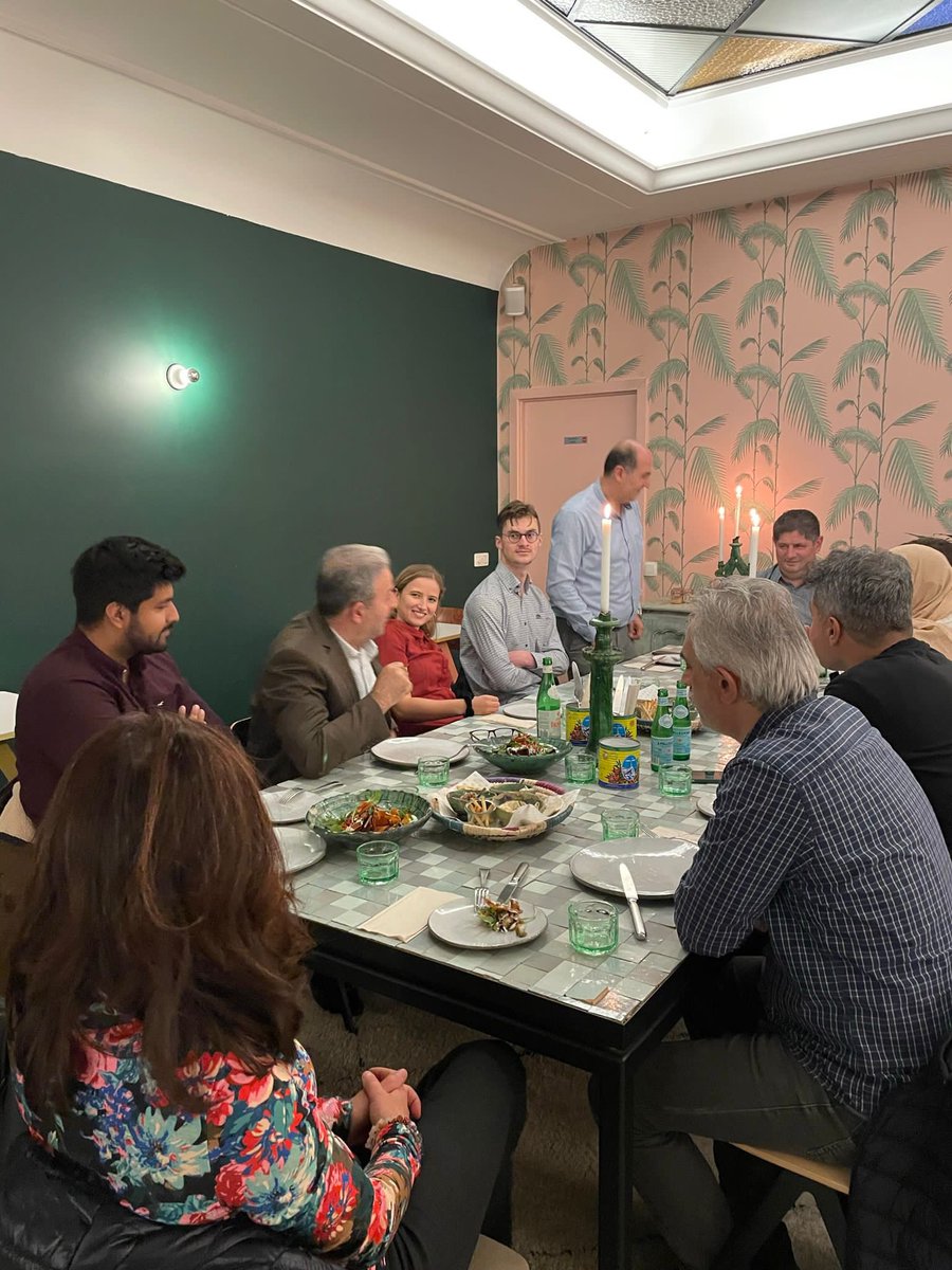 SelametBelkiran's tweet image. Productieve avond met ons voltallig Bindus team #bindus #verbind #verbindingwerkt  #scw