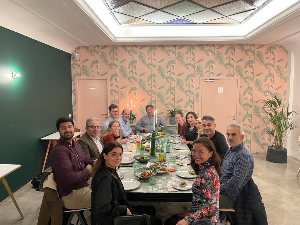 SelametBelkiran's tweet image. Productieve avond met ons voltallig Bindus team #bindus #verbind #verbindingwerkt  #scw