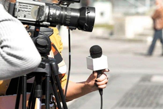 CompasInforma's tweet photo. La SIP denuncia aumento de violencia contra periodistas en Latinoamérica https://t.co/PSTqfVPlE9 https://t.co/OlmUTVaheV
