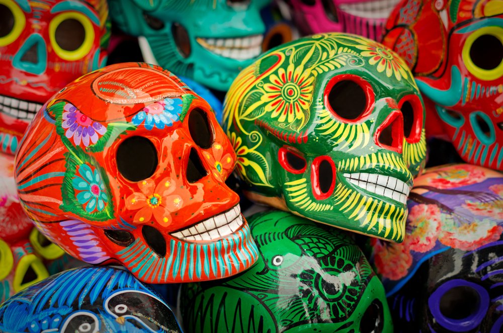 Feliz Día de los Muertos! 
 
Originating in Mexico and now celebrated in many Latin American countries, Día de los Muertos or Day of the Dead, is a celebration of life and death. 

Discover the best way to experience Mexico’s Day of the Dead here: hubs.ly/H0-pSP40