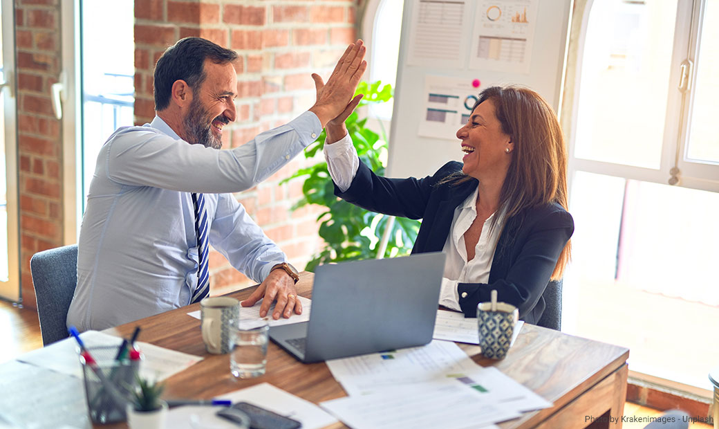 SuiteSlick's tweet photo. Tutti noi abbiamo necessità di sentire la crescita individuale e professionale, solo così ci sentiamo utili e importanti. Come fare per offrire una visione oggettiva ai propri dipendenti?
Qui in IdeaTech facciamo così:
https://t.co/KTCbKaI8rV
#Slick #IdeaTask #PM #team https://t.co/uEpNrpVRLc