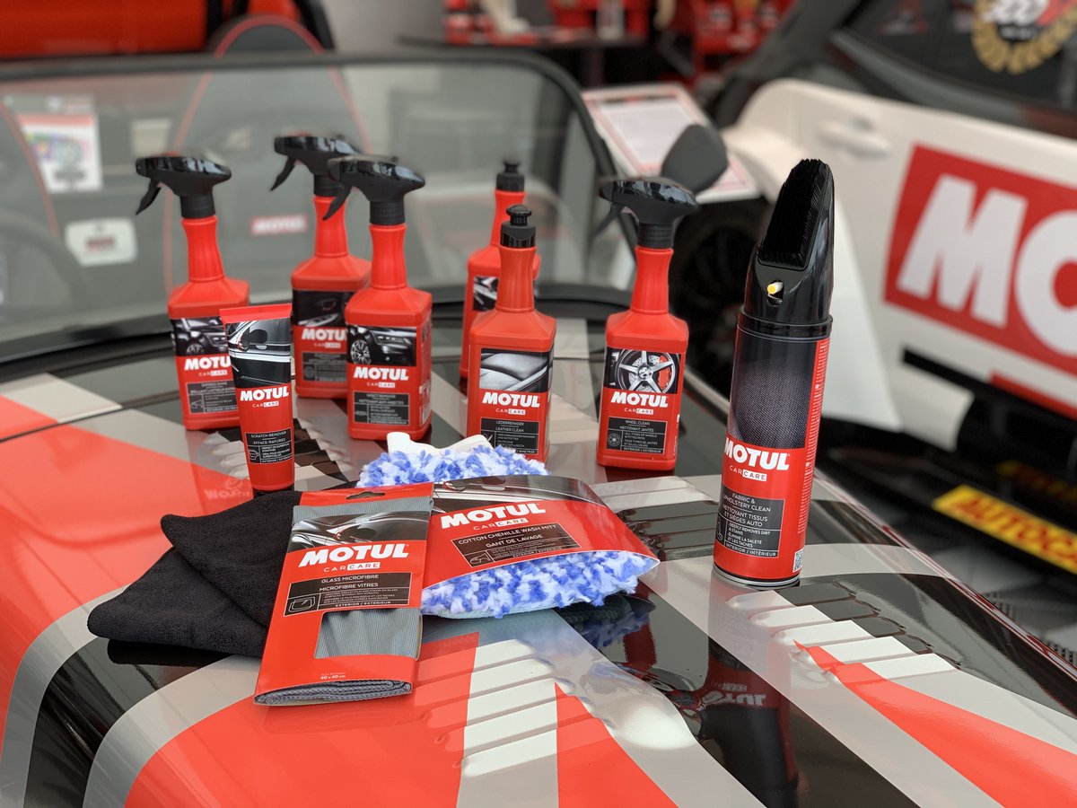 GBSCars's tweet photo. Make sure your car is clean before you put it away for Winter, take a look at our @Motul_uk Cleaning Care Range that we stock. https://t.co/hnpoYIW5ko #clean #cleancar #motul #winter #carcleaner #motorsport #sportscars #wintercheck https://t.co/hvAZOzMAVA