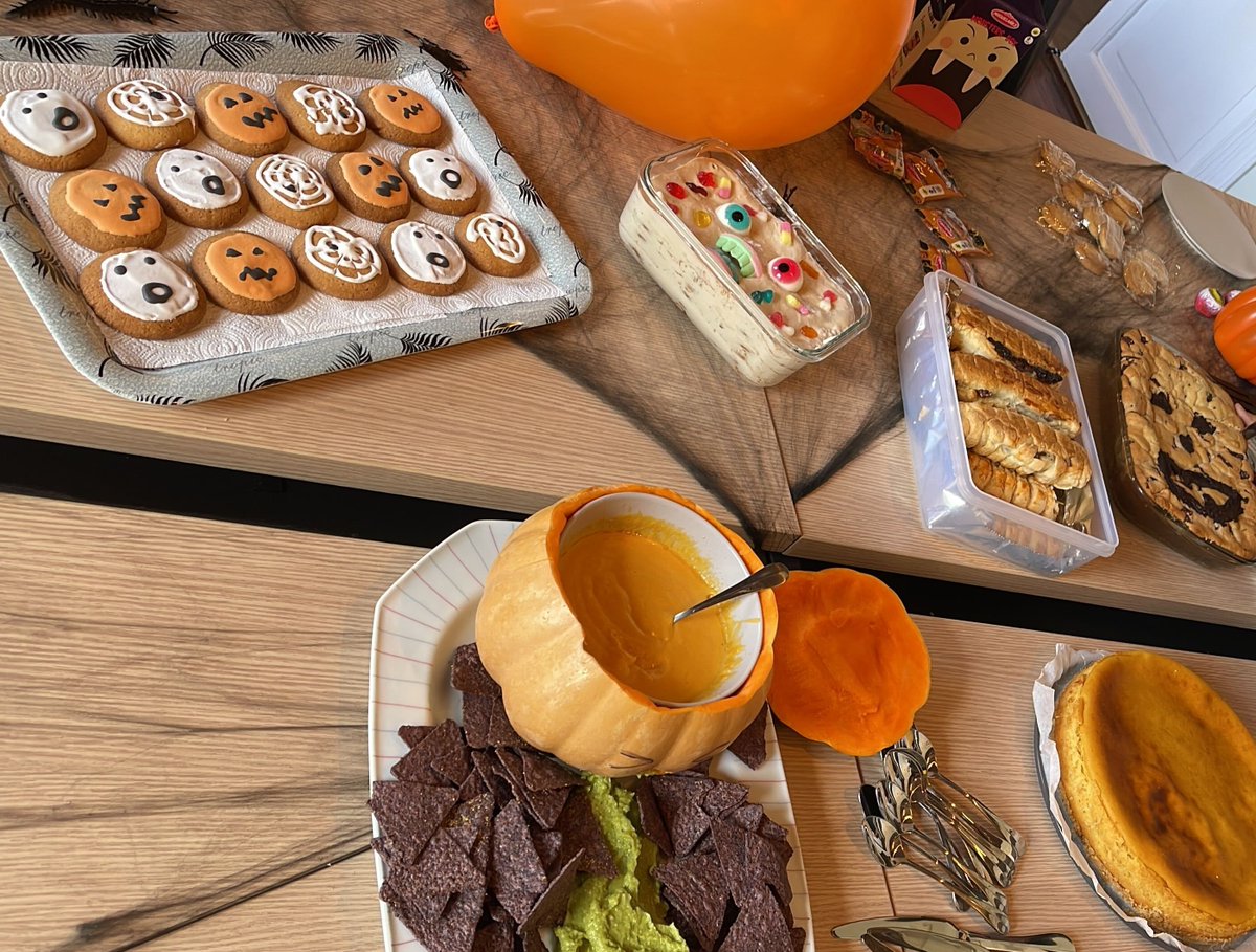 Did you go trick-or-treating this weekend?

We held a #Halloween breakfast competition to highlight the finest chefs around the offices. Competition was fierce and our team really went all in this year. 

Congratulations to the winners!
#corporateculture