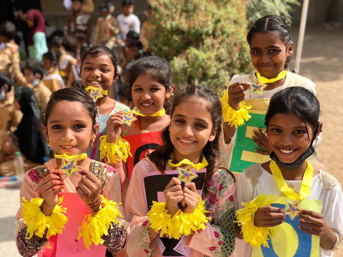 TCFPak's tweet photo. Students’ week is in full swing in TCF Schools across Pakistan! Students are participating in some healthy competitions and showcasing their talent through sports, art, debate and more 🎨📚#studentsweek https://t.co/Ry6089e1FL