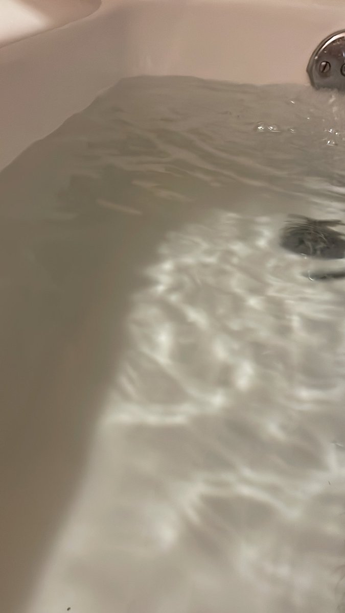 Simi Bee tweet media