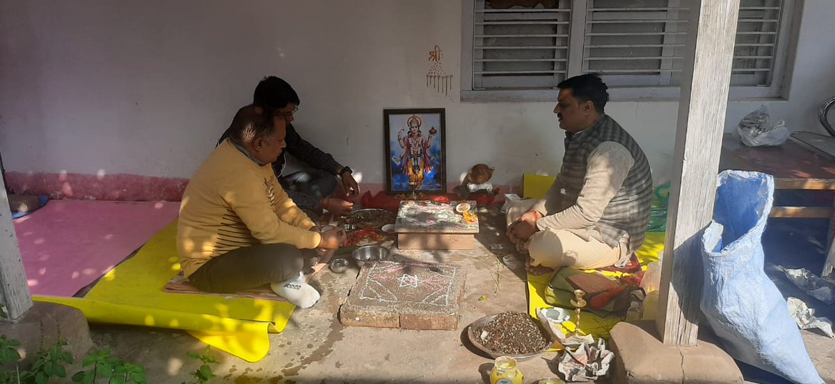 AdmoIsm's tweet photo. Department of AYUSH District Poonch celebrated 6th Ayurveda Day and Dhanwantari Diwas with great zeal and enthusiasm in all AYUSH institutions of Distt Poonch @PoonchDm https://t.co/aeFFYDLYRk