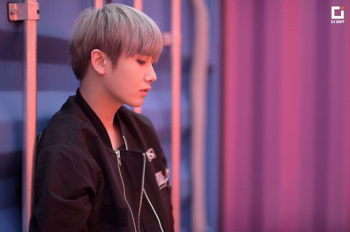 생일 축하합니다 허영생 ~ 사랑해요💚💚💚💚💚!!!

#HappyHeoStarDay #HappyYoungSaengDay