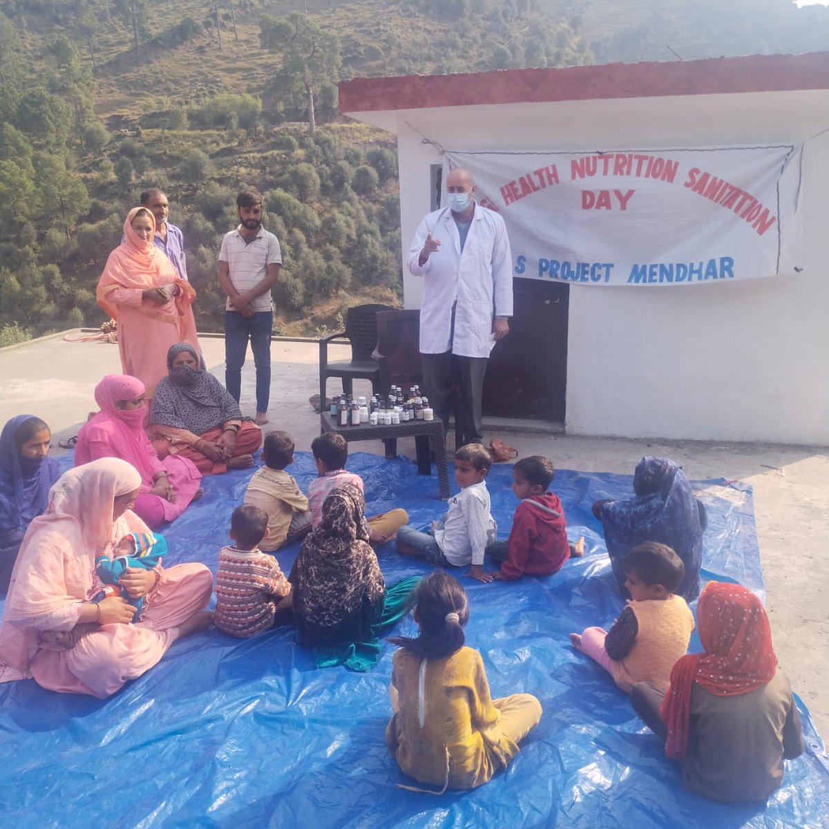 AdmoIsm's tweet photo. Department of AYUSH District Poonch celebrated 6th Ayurveda Day and Dhanwantari Diwas with great zeal and enthusiasm in all AYUSH institutions of Distt Poonch @PoonchDm https://t.co/aeFFYDLYRk
