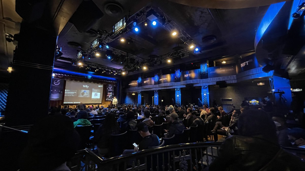 jf_maddies's tweet photo. Epic panelists share their experience with the #NFTCommunity at #NFTNYC2021 https://t.co/1vqi9VaQ4C