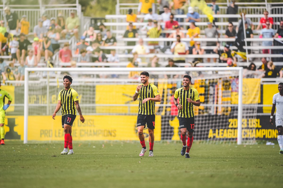 Chas_Battery's tweet photo. Whether during the day or after the sun had fallen behind the Lowcountry skyline, your support was relentless 🙌 https://t.co/LUrdiJB4Q9