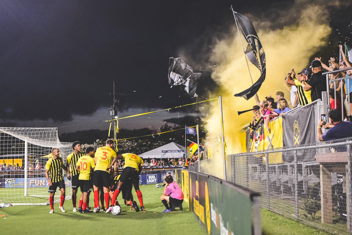 Chas_Battery's tweet photo. Whether during the day or after the sun had fallen behind the Lowcountry skyline, your support was relentless 🙌 https://t.co/LUrdiJB4Q9
