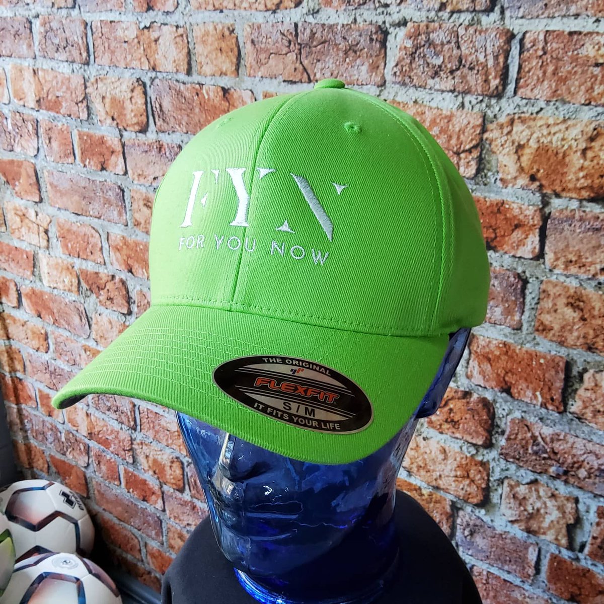 YourShirtsuk's tweet photo. A bright and colourful selection of embroidered flexfit caps produced for For You Now 🧢 

@flexfit

#yourshirtsuk #hats #embroideredhats #caps #flexfit #embroideredlogo #foryounow #activewear #personalisedhats #workwear #uniform #brandedclothing #embroidery https://t.co/6t5lrcCA6G