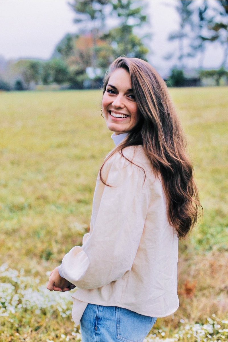 NftWoman's tweet photo. Hi, wanted to introduce myself 👋 award-winning marketing strategist &amp; content creator. Hit me up for any of your #freelance #crypto writing, social media, PR, or digital marketing strategy needs! Thankful to be a part of the #blockchain community #nft

https://t.co/gJPpa8AwJV https://t.co/td9sEySxiq