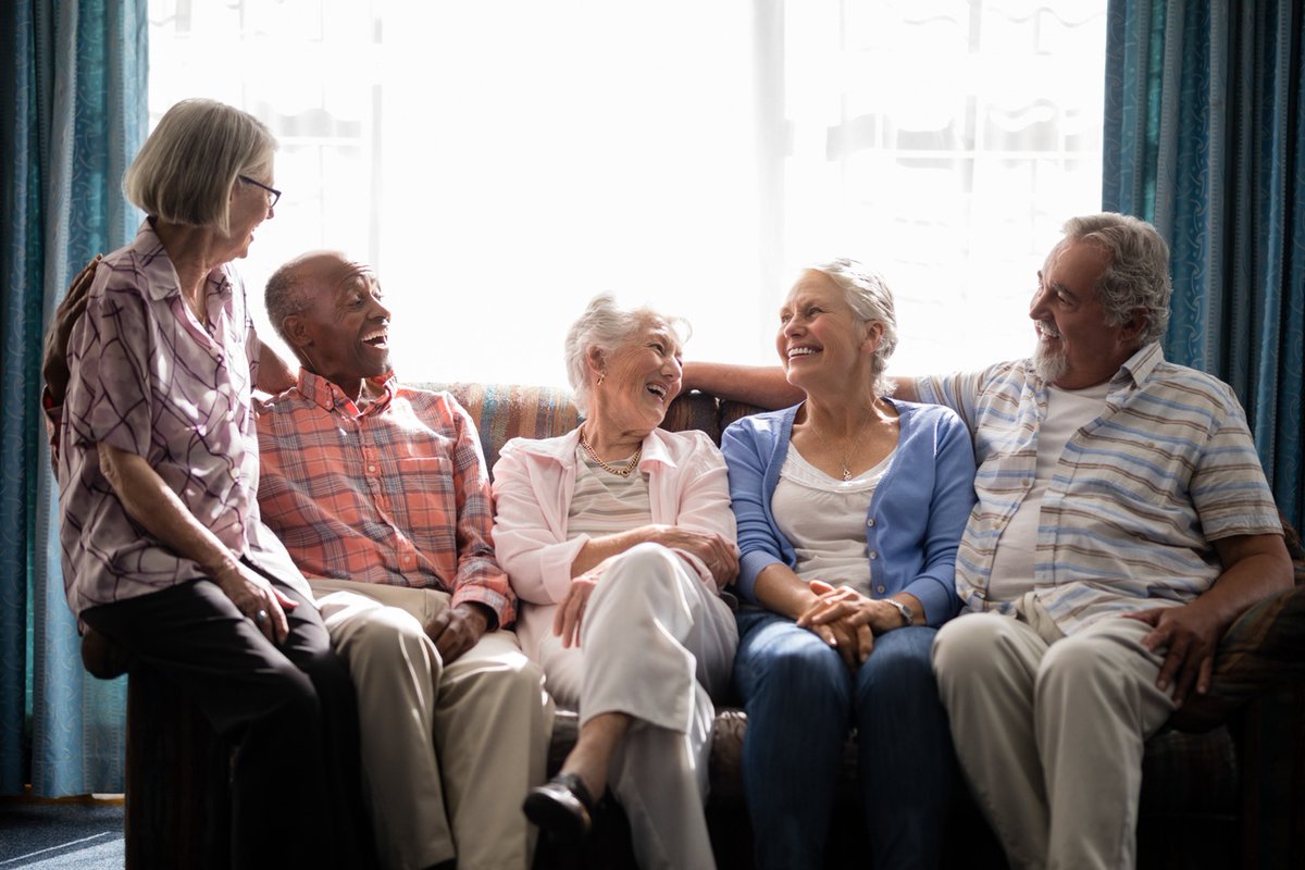 SeniorLivingFP's tweet photo. Living in a senior living community can be one of the most exciting times of your life, but you might need a little push to put yourself out there with others. Our latest blog shares some tips on how to build your circle of friends in senior living! https://t.co/CbP62ouBan https://t.co/BEGOFB6Zvl