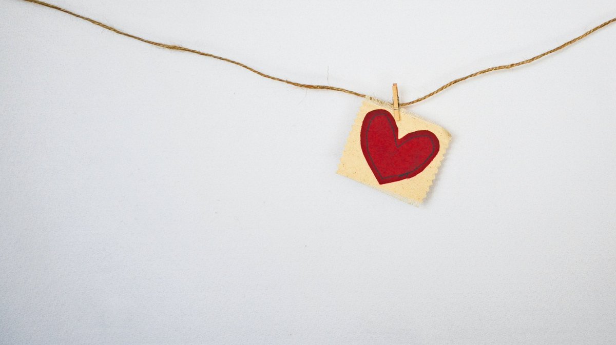 Knowing #CPR saves lives ❤️ 

This story of a wife performing CPR is proof – it saved her husband’s life after he had a sudden cardiac arrest in the bathroom.

Read more here: bit.ly/3AZis1i

#SavesLives