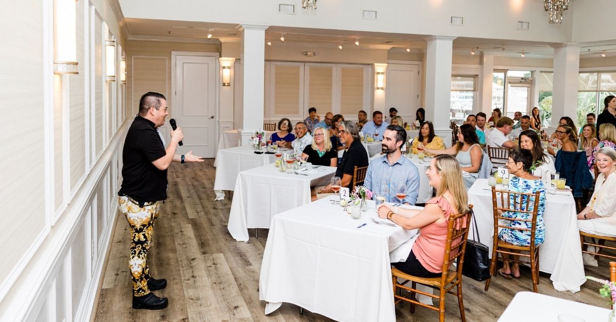 Join us for dinner with friends that is cooked by BravoTV #TopChef alums, Annie Pettry, Casey Thompson and Katsuji Tanabe. They will be joining us at Bluewater on Nov 9 and preparing a 7-course dinner. Call for reservations - seats are $175 per person.
bluewaterdining.com/events/7-cours…