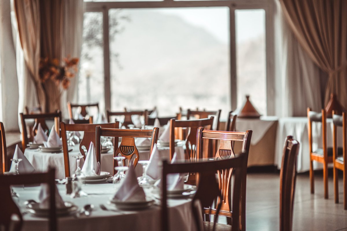 KuulEats's tweet photo. No shows. The bane of a restaurateurs life.

How do you deal with them?

Well, with KuulEats restaurant tech you can reduce the rate of no shows &amp; the loss of revenue associated. 

Find out more - drop us a line 🤙🏻 https://t.co/nm1QAr9JjC