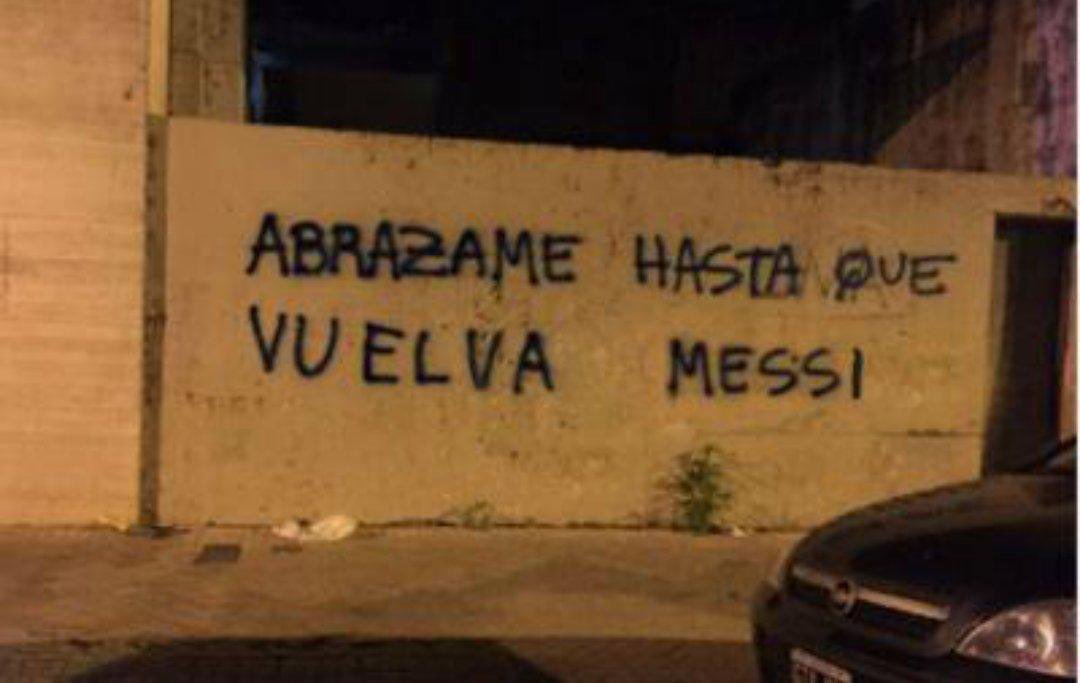 Starpeepo2's tweet photo. #AnimoMessi ๐ฃ https://t.co/u1fquwVAix