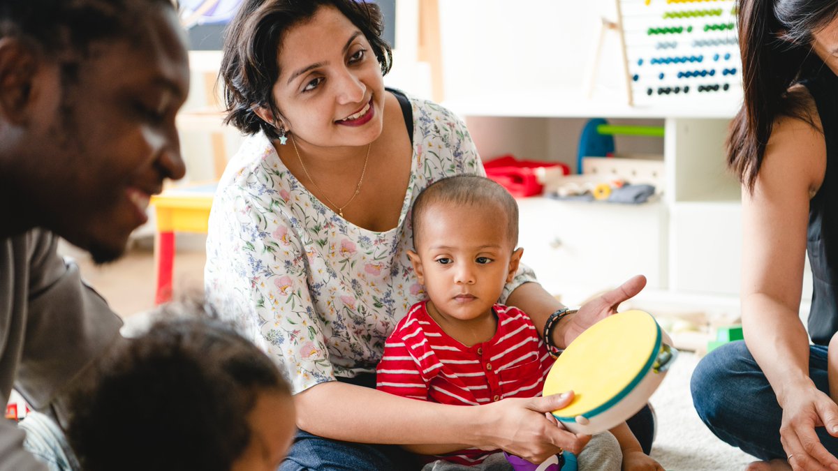 annafreuduk's tweet photo. The National Centre for Family Hubs, led by the Anna Freud Centre, held its #ImplementingFamilyHubs event today. We heard from a range of speakers &amp; launched a new website &amp; Implementation Toolkit to help you set up Family Hubs in local areas. Read more👉https://t.co/TbHCObrcx3 https://t.co/Ax2TbA6clf