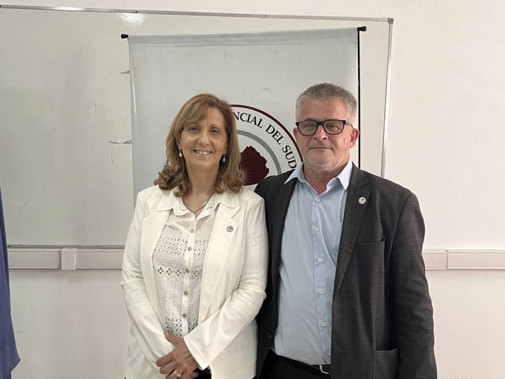 hernanvigier's tweet photo. La Asamblea Universitaria de @upsouniversidad en sesión extraor acaba de elegir a su nueva Rectora la Dra. Andrea Savoretti.  Los 11 municipios q forman parte de AU presentes, con docentes, no docentes y alumnos.  Felicitaciones Andrea! Mucha suerte en los prox años @CINoficial https://t.co/tFS2fmCDEo