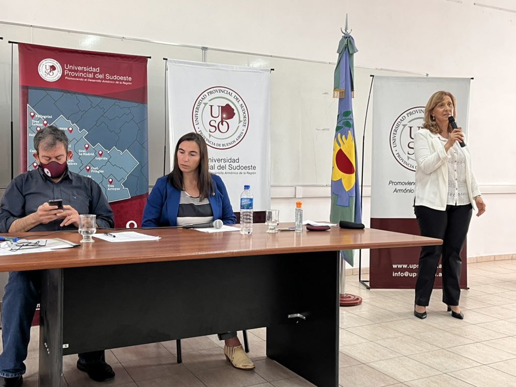 hernanvigier's tweet photo. La Asamblea Universitaria de @upsouniversidad en sesión extraor acaba de elegir a su nueva Rectora la Dra. Andrea Savoretti.  Los 11 municipios q forman parte de AU presentes, con docentes, no docentes y alumnos.  Felicitaciones Andrea! Mucha suerte en los prox años @CINoficial https://t.co/tFS2fmCDEo