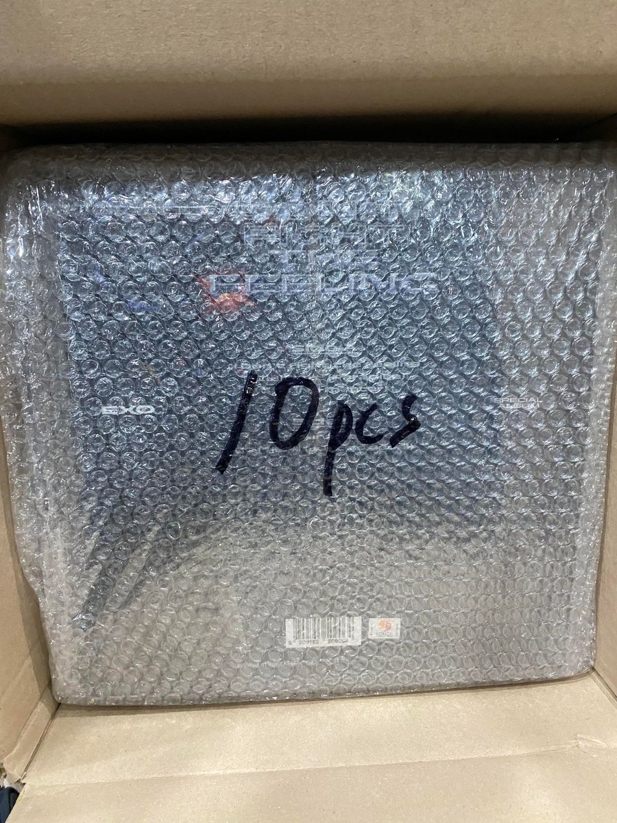 YPMUpdates's tweet image. #YeppiMart_Updates

EXO DFTF LP ALBUMS - arrived at our korean address