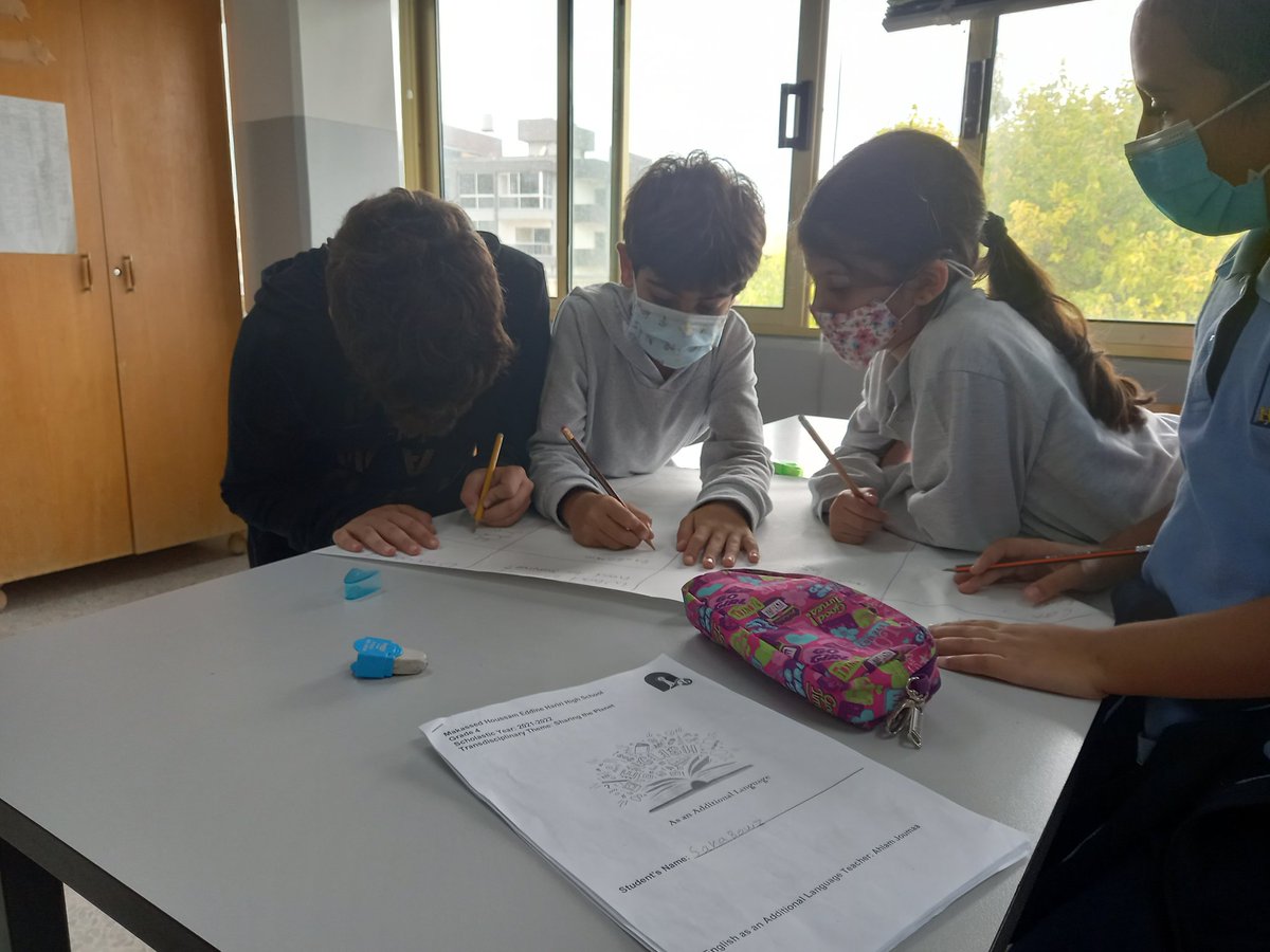 AhlamClassroom's tweet photo. Diving into the world of #habitats CM1/Gr.4 @Hhhsinfo proved how much knowledgeable they are in #English_Additional_Language by stating their favorite animals and their essentials to live. @dina_jradi @DaraziFarah @TawilNoor @HalaAlKotob https://t.co/2BB7aOFspj