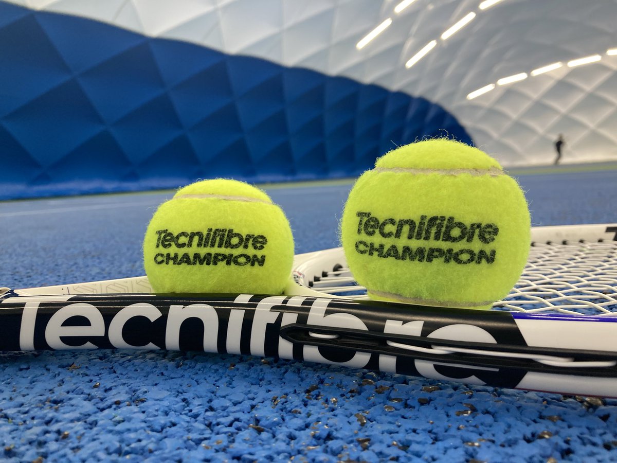 woodtennis1's tweet photo. New bubble. New balls. Bring on the winter training! @tecnifibre 🎾 https://t.co/32xlt3HCIj