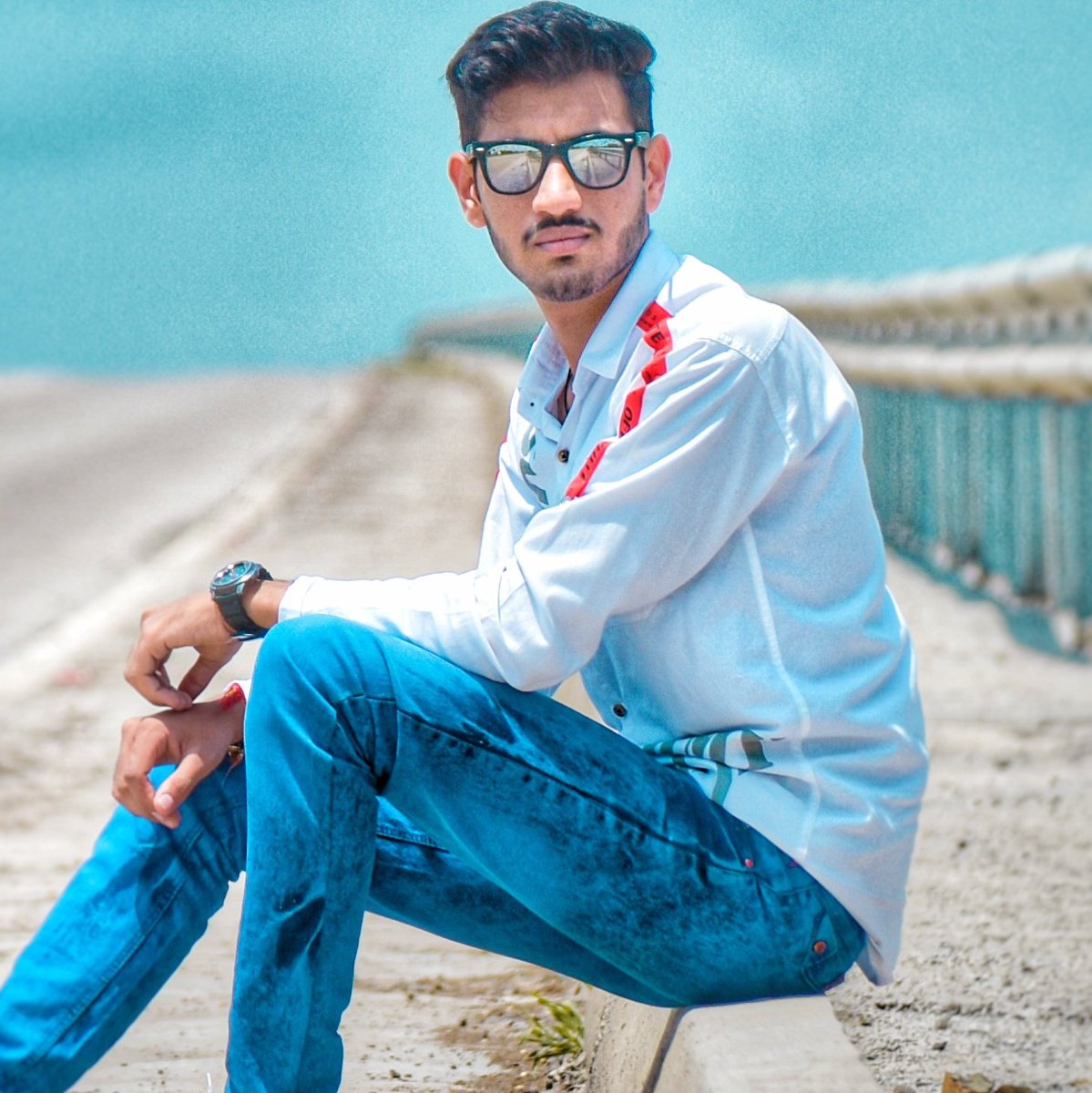 jawariya_sumit's tweet photo. #NewProfilePic2️⃣0️⃣2️⃣1️⃣ https://t.co/hK8OIJC7qD
