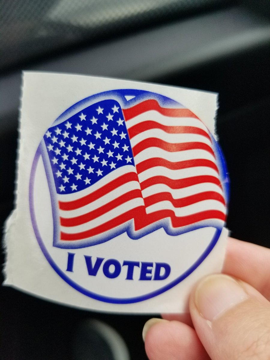 AngrylilWoman's tweet photo. @GovernorVA I voted early last week to ensure that #TerryForVirginia wins! #VoteBlueVirginia ! https://t.co/LDQiEAw1YF