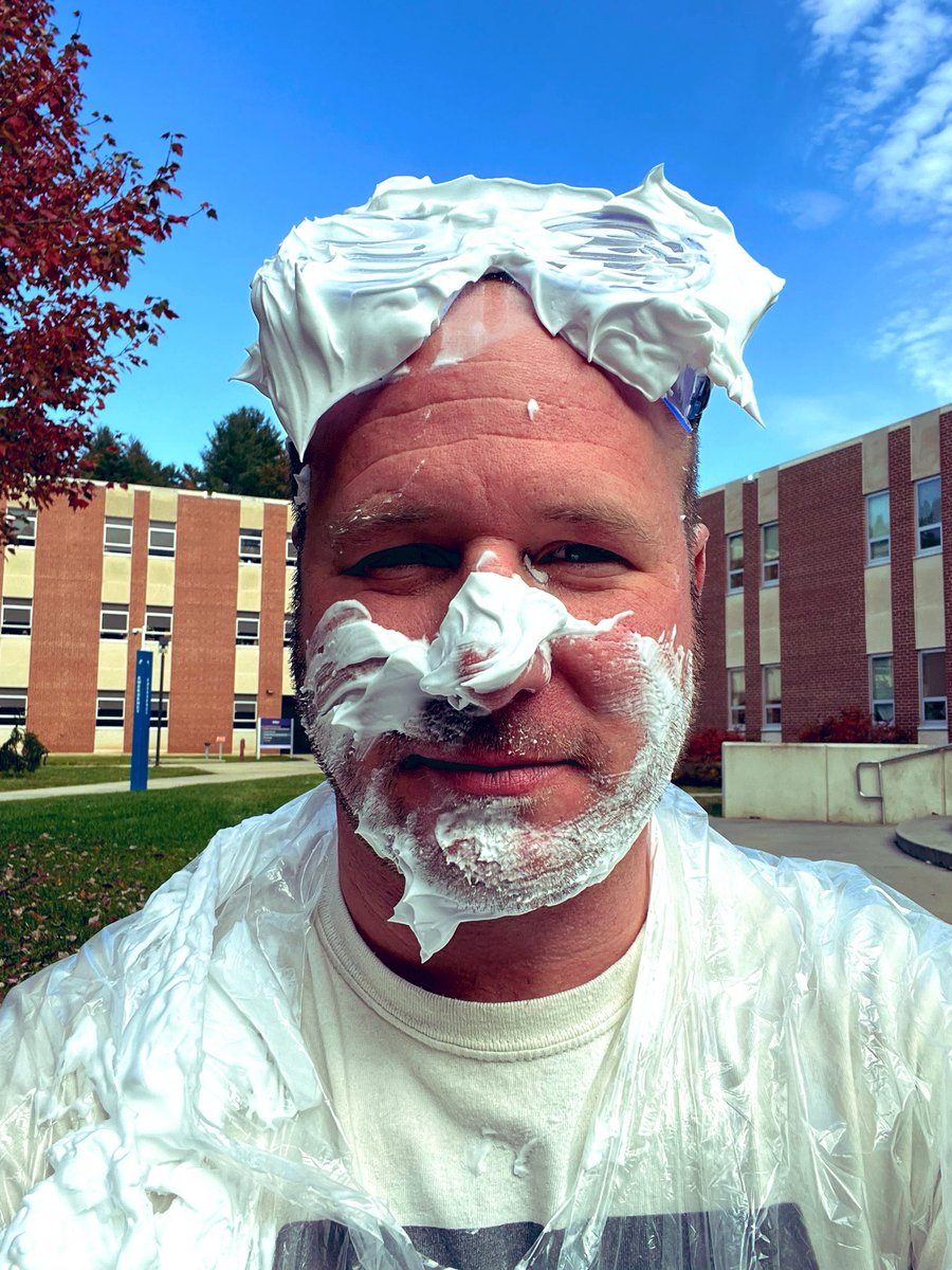 thejeremybjones's tweet photo. Typical day at the office @WCU https://t.co/L5WTgfVt54