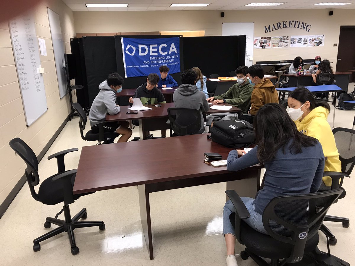 Region Role Play practice started today <a href="/DustinDavisCTE/">Dustin Davis-Austin</a> <a href="/MrJ_JCHS/">MrJ’sconnect</a> <a href="/Steve_Sweigart/">Steve Sweigart,Ed.D</a> @LeadGladiator <a href="/dr_rmyers/">Dr. Rebecca Myers</a>