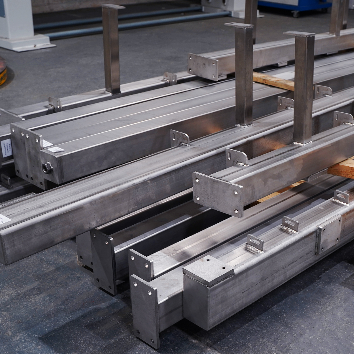 dmdesignfab's tweet photo. Selection of frame pieces from an in progress order.

For all your sheet metal, laser profiling, precision engineering and fabrication needs contact us here ➡️ sales@dmdesignfabrication.co.uk https://t.co/tMFpCGVZl5