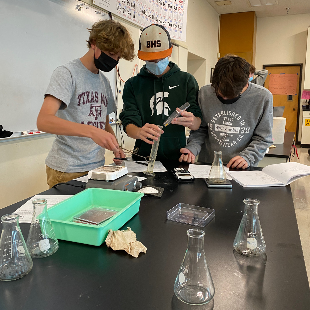 BeavertonHigh's tweet photo. In their element.π§ͺβοΈβοΈ #ExperienceBHS #THEBeavertonHighSchool #LearningTransformsUs https://t.co/wEckp3WG9f