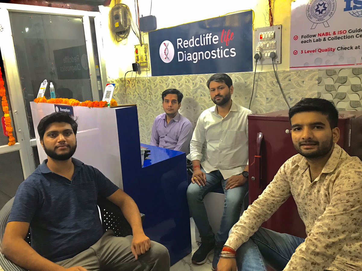 aashishpandit08's tweet photo. बचपन के लंगोटिया मित्र अंकुर चौहान जी के नए व्यवसाय #ChauhanPathLab #RedcliffeLifeDiagnostics के उद्वघाटन पर हार्दिक शुभकामनाएं । 

#Sikandrabad #मित्र_मंडली #ChotiWala https://t.co/JLZmtNwwcI