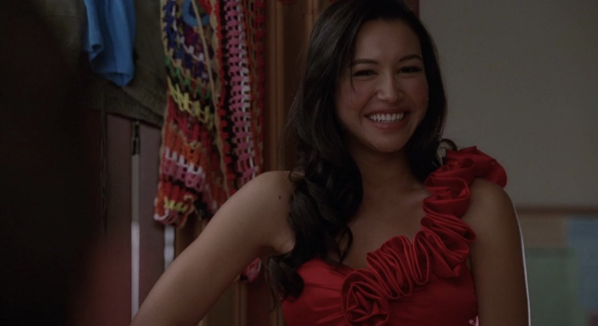thinkersantana's tweet photo. “Honestly, I never thought I’d actually be playing a teen lesbian. I didn’t think it was going to go this far. But I’m glad that it did, because there have been a lot of fans who have expressed that they’ve been going through similar situations in their lives.” - Naya Rivera https://t.co/qz7xKR6w4t