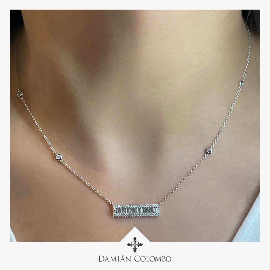 damiancolombo's tweet photo. Especialmente diseñado para las mujeres con estilo✨
Collar en oro blanco 18k con 19 diamantes 💎 talla baguette (0.498 ct) y 50 diamantes 💎 talla brillante (0.351 ct). Total: 0.849 ct. Altura: 5.77 mm. Ancho: 22 mm. Largo de la cadena: 42 cm. https://t.co/hZ39mnxdPo