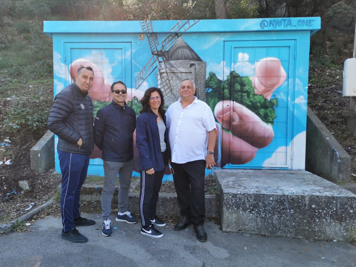 EnedisRegionSud's tweet photo. ▶️Un partenariat #RSE pour l'embellissement des postes de distribution entre la ville des @Pennes_Mirabeau, @enedis  et l'#ADDAP13. Enedis et la ville oeuvrent ensemble pour la qualité de vie des habitants. https://t.co/xWA1jTeSR9