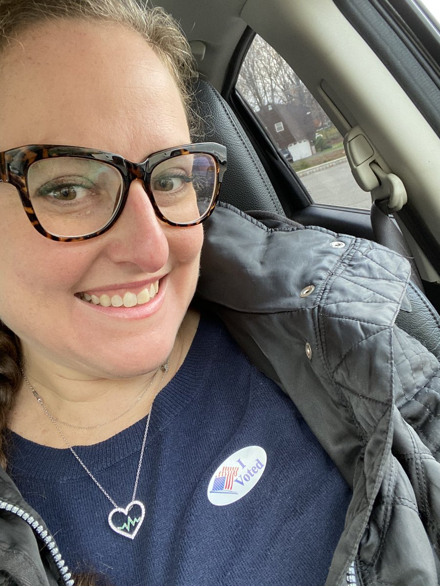 iapple0913's tweet photo. I voted today! Did you? #ElectionDay https://t.co/ghVt3V7IxA