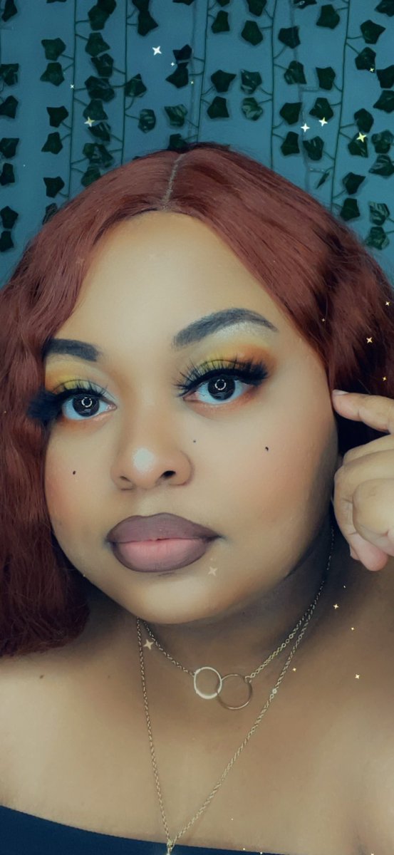 Shays__wayy's tweet photo. Day 73 of my #365daymakeupchallenge
🖍Brow Pomade
🖍Matte-book
🖍Big Box
🖍Blush Binder
🖍Gumbo💄
🖍HellCity💄
@TheCrayonCase @WuzzamSupa
#LOTD #thecrayoncase #mattebook #bigboxof64shades #makeupenthusiast #futurecrayoncutie🖍 #makeuplooks #makeupoftheday https://t.co/g6xS2bb29Q