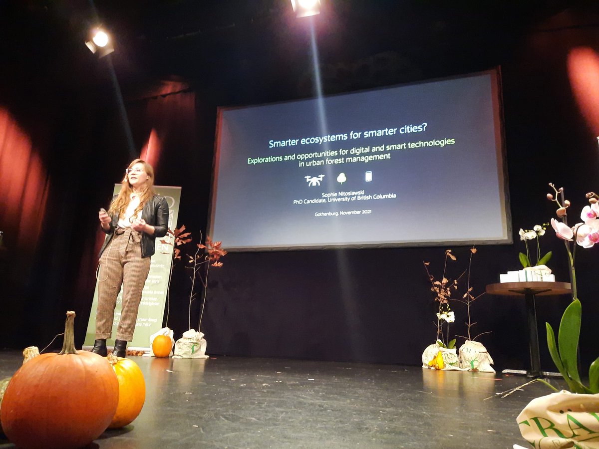 sophienito's tweet photo. Had a great time presenting at the Swedish Tree Days in Gothenburg about our work ⁦@ubcforestry⁩ on new digital tools for #urbanforests. Fantastic lineup of speakers today! Thanks ⁦@AnUrbanForester⁩ for the pic and constant encouragement 🌲 https://t.co/WDqtAaaBlu