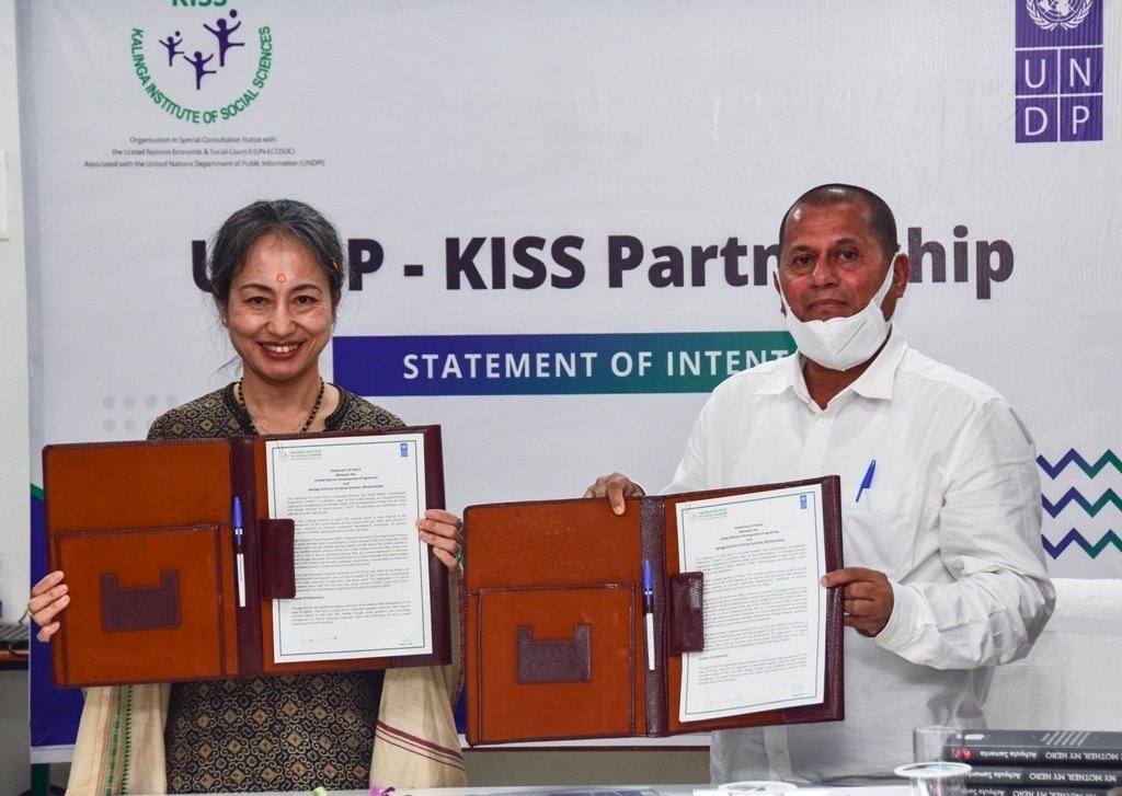 achyuta_samanta's tweet photo. Pleased to share that a statement of Intent was signed between @UNDP and @KISSFoundation today. Under this SoI, we will work together towards tribal development in #Odisha. https://t.co/t3Gx2VSdy7