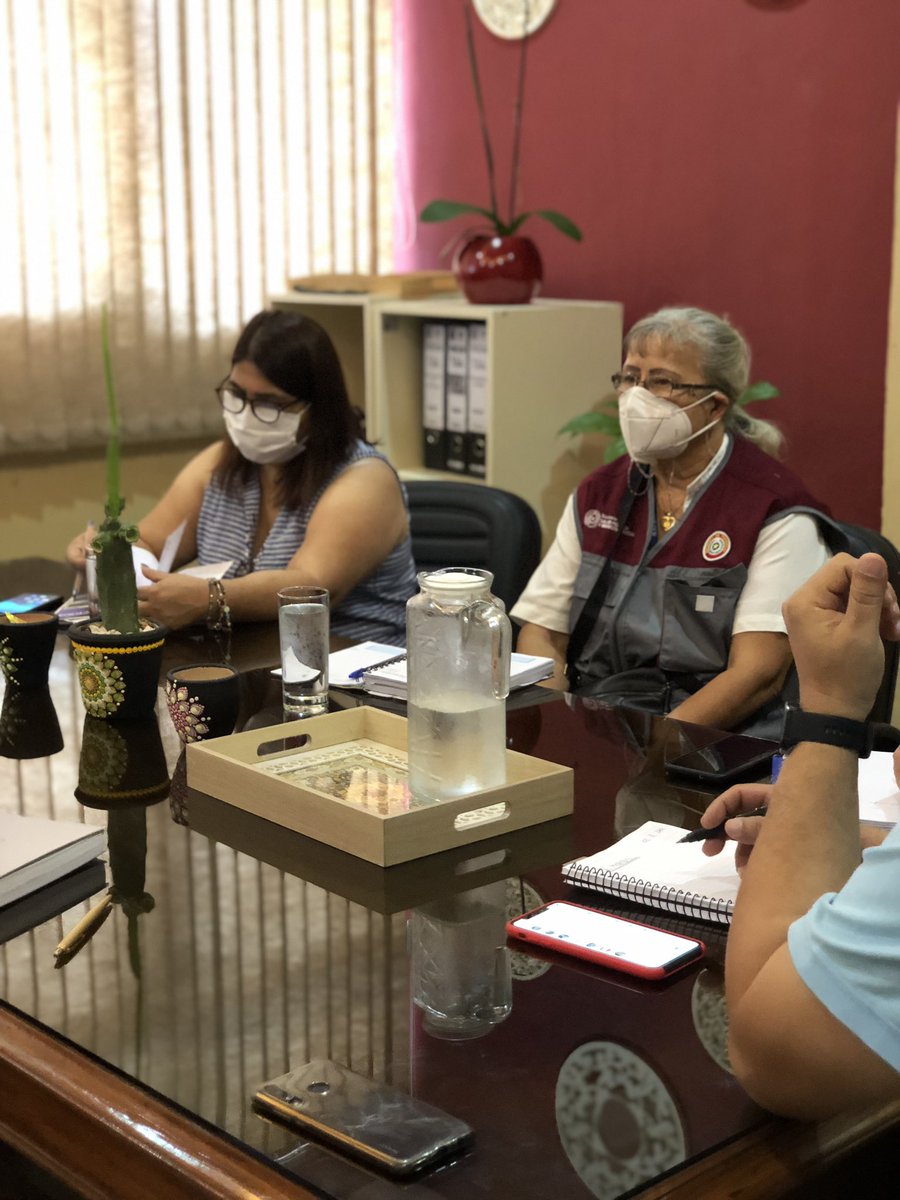 AsuEstacion's tweet photo. En el mismo contexto del #OperativoCaacupe2021 también nos reunimos hoy con el equipo de salud de la XVIII Región Sanitaria @msaludpy, Dra. Luz Ovelar y Lic. Estela Acosta a fin de encaminar las acciones conjuntas que implementaremos #TerminalSegura✅ https://t.co/L2WUsaDVEd