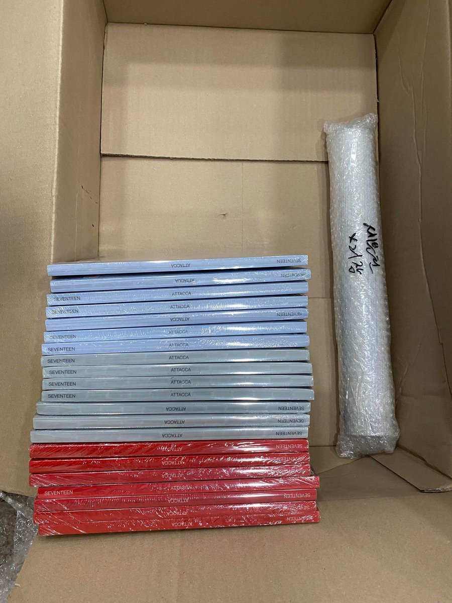 YPMUpdates's tweet image. #YeppiMart_Updates

Arrival pictures at our Korean Address - SVT Attacca Ktown4u + Itzy CIL Special Album + CNBLUE Wanted