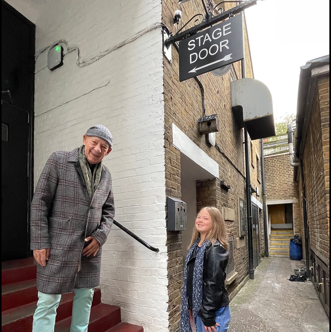 IanMcKellen tweet picture