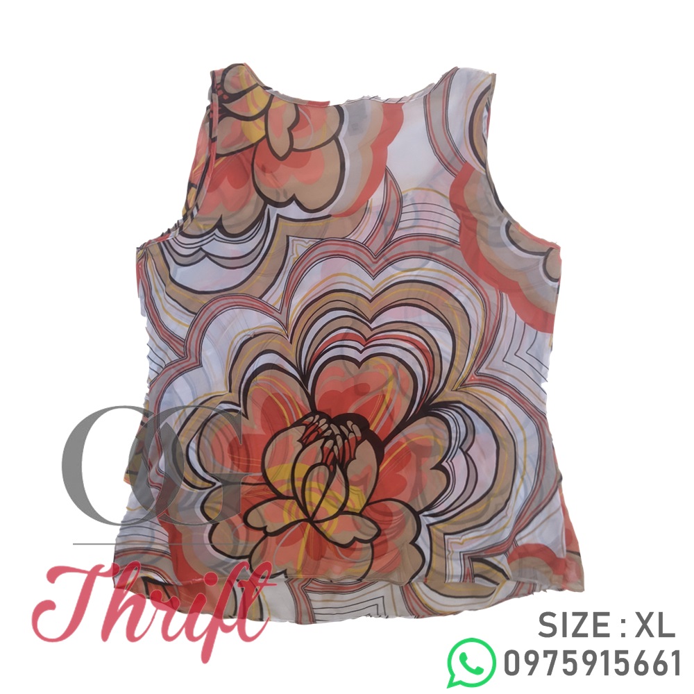 _OGThrift's tweet photo. This addition of a floral blouse to your wardrobe makes for the perfect foundation for a ton of stylish combos. Add your choice of formal pants from our catalogue and you're all set looking fabulous. K40.  Keep it #OG #CatalogUPDATE https://t.co/H0hyDopbmI